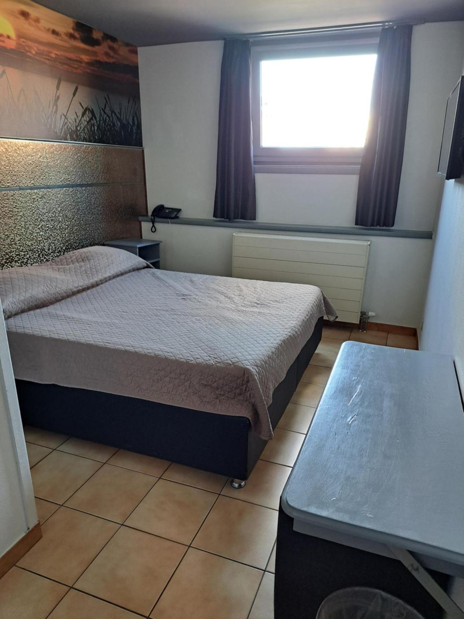 Hotel Le New Matinal La Louvière Zewnętrze zdjęcie