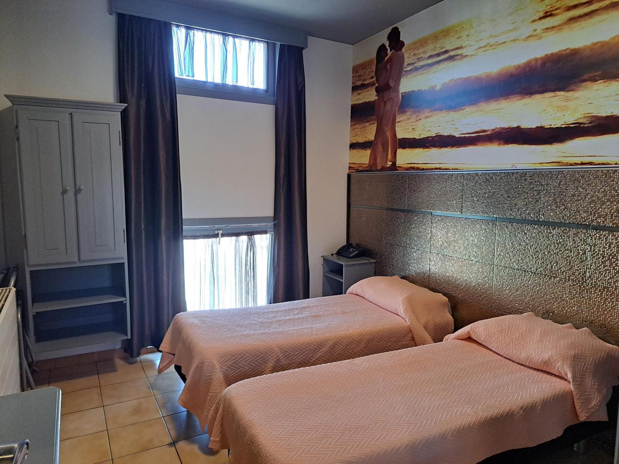 Hotel Le New Matinal La Louvière Zewnętrze zdjęcie
